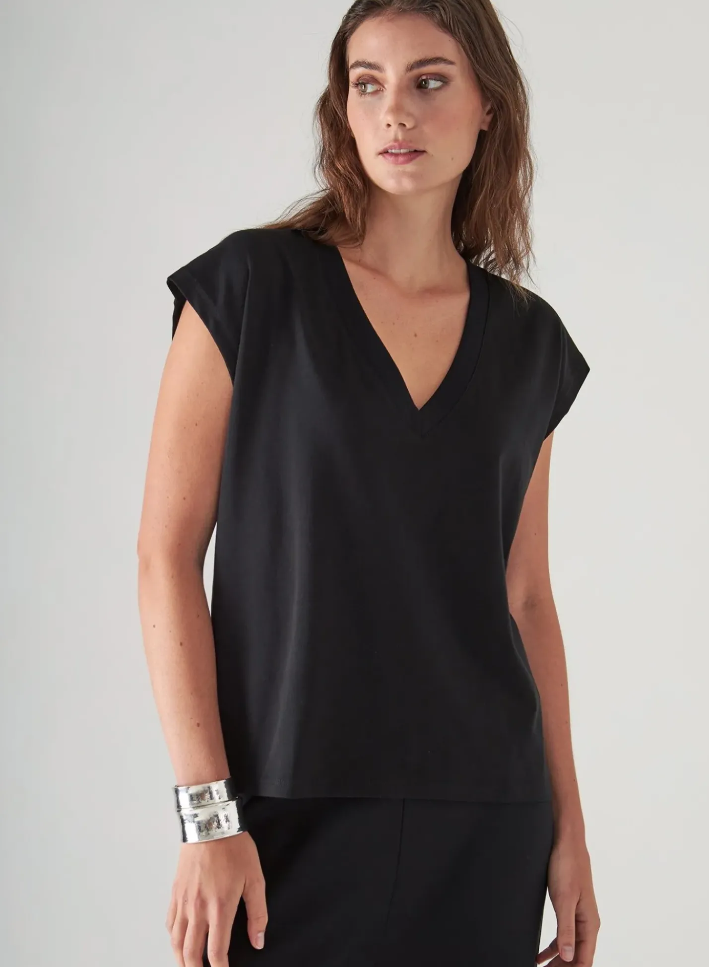 PATRICK ASSARAF Pima Cotton Stretch Dolman V-Neck T-Shirt|Women T-Shirts