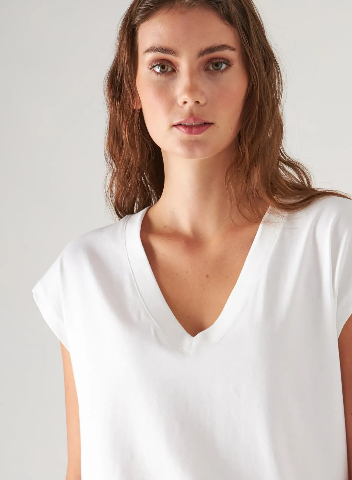 PATRICK ASSARAF Pima Cotton Stretch Dolman V-Neck T-Shirt|Women T-Shirts