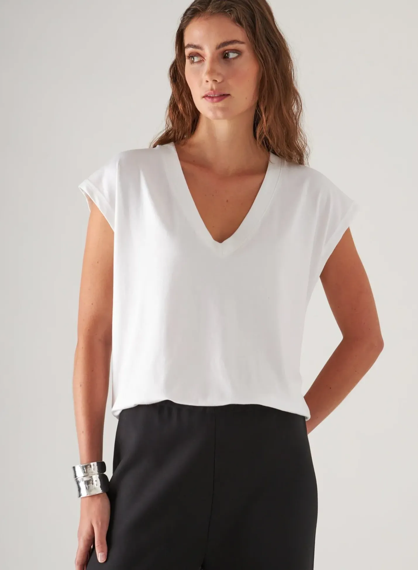 PATRICK ASSARAF Pima Cotton Stretch Dolman V-Neck T-Shirt|Women T-Shirts