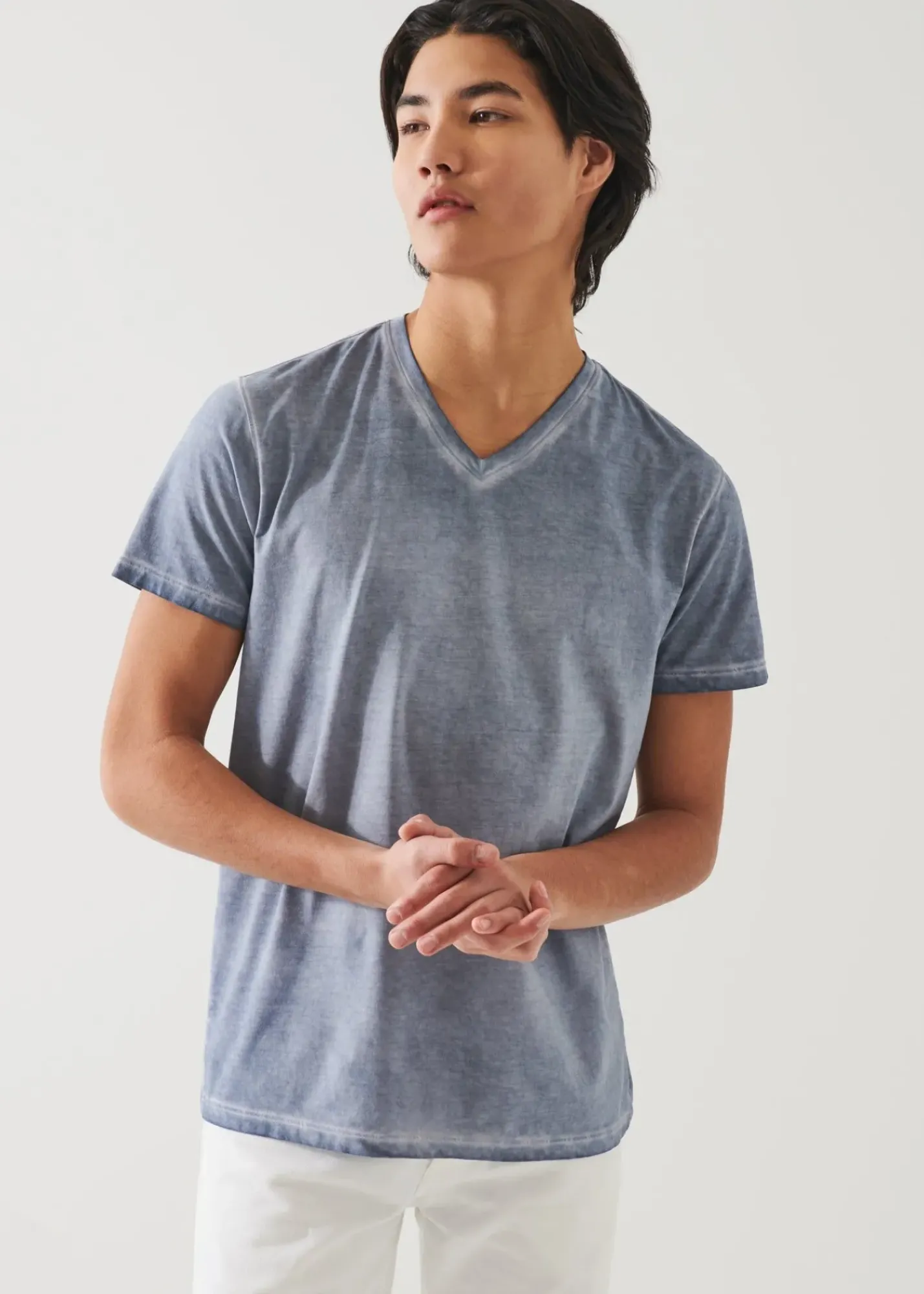 PATRICK ASSARAF Pima Cotton Stretch Vintage Wash V-Neck T-Shirt|Men T-Shirts