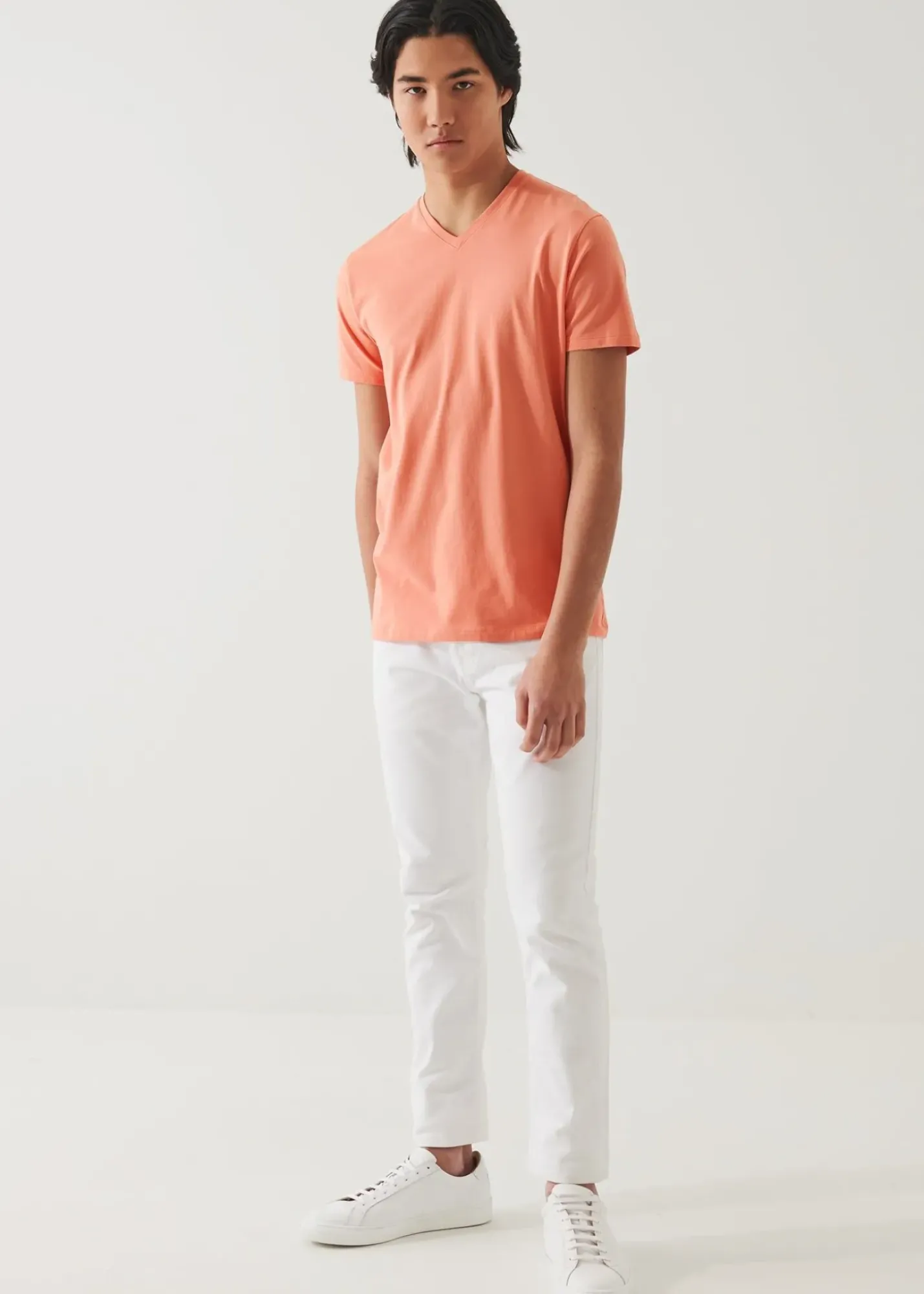 PATRICK ASSARAF Pima Cotton Stretch V-Neck T-Shirt|Men T-Shirts