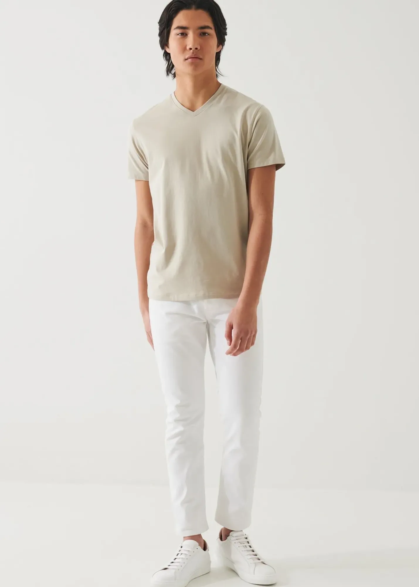 PATRICK ASSARAF Pima Cotton Stretch V-Neck T-Shirt|Men T-Shirts