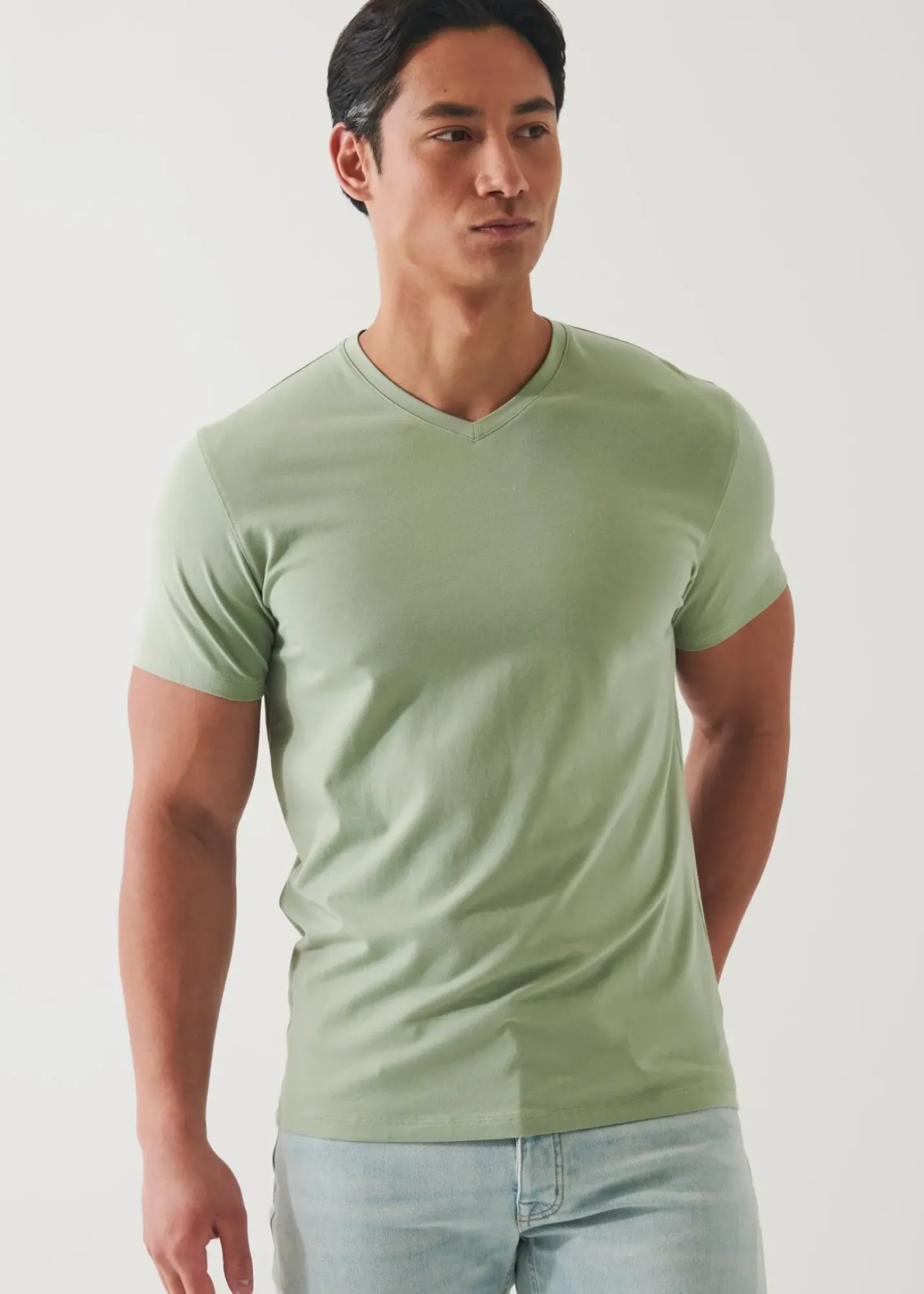 PATRICK ASSARAF Pima Cotton Stretch V-Neck T-Shirt|Men T-Shirts