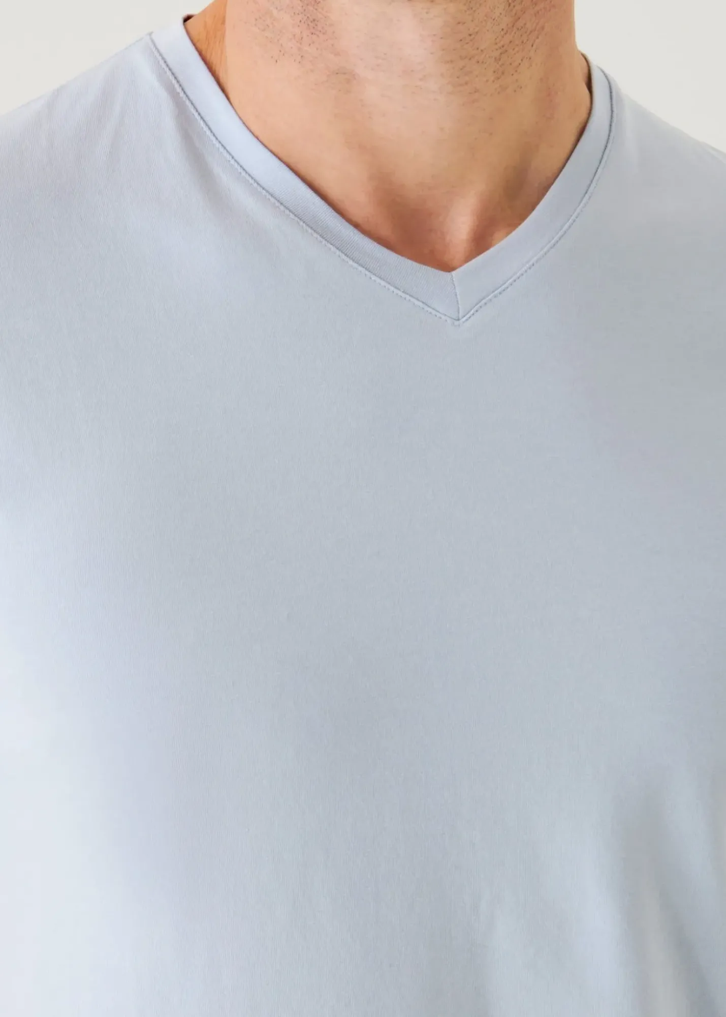 PATRICK ASSARAF Pima Cotton Stretch V-Neck T-Shirt|Men T-Shirts