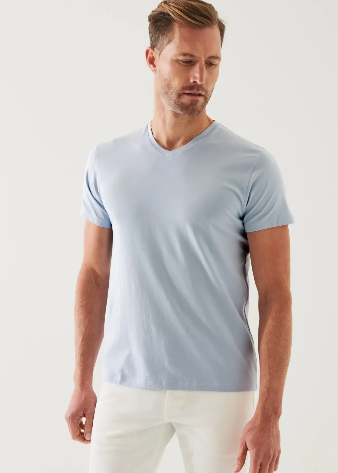 PATRICK ASSARAF Pima Cotton Stretch V-Neck T-Shirt|Men T-Shirts