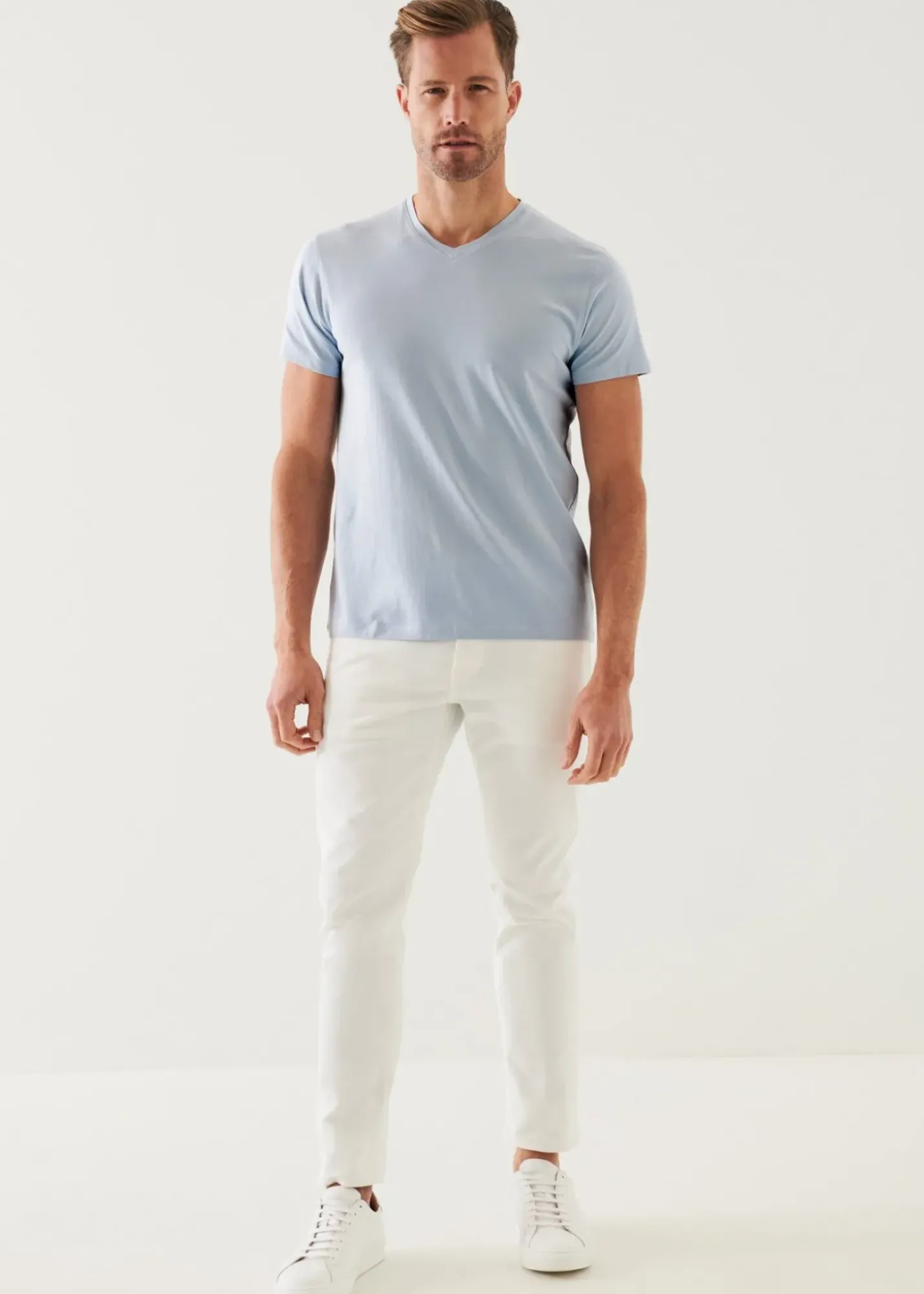 PATRICK ASSARAF Pima Cotton Stretch V-Neck T-Shirt|Men T-Shirts