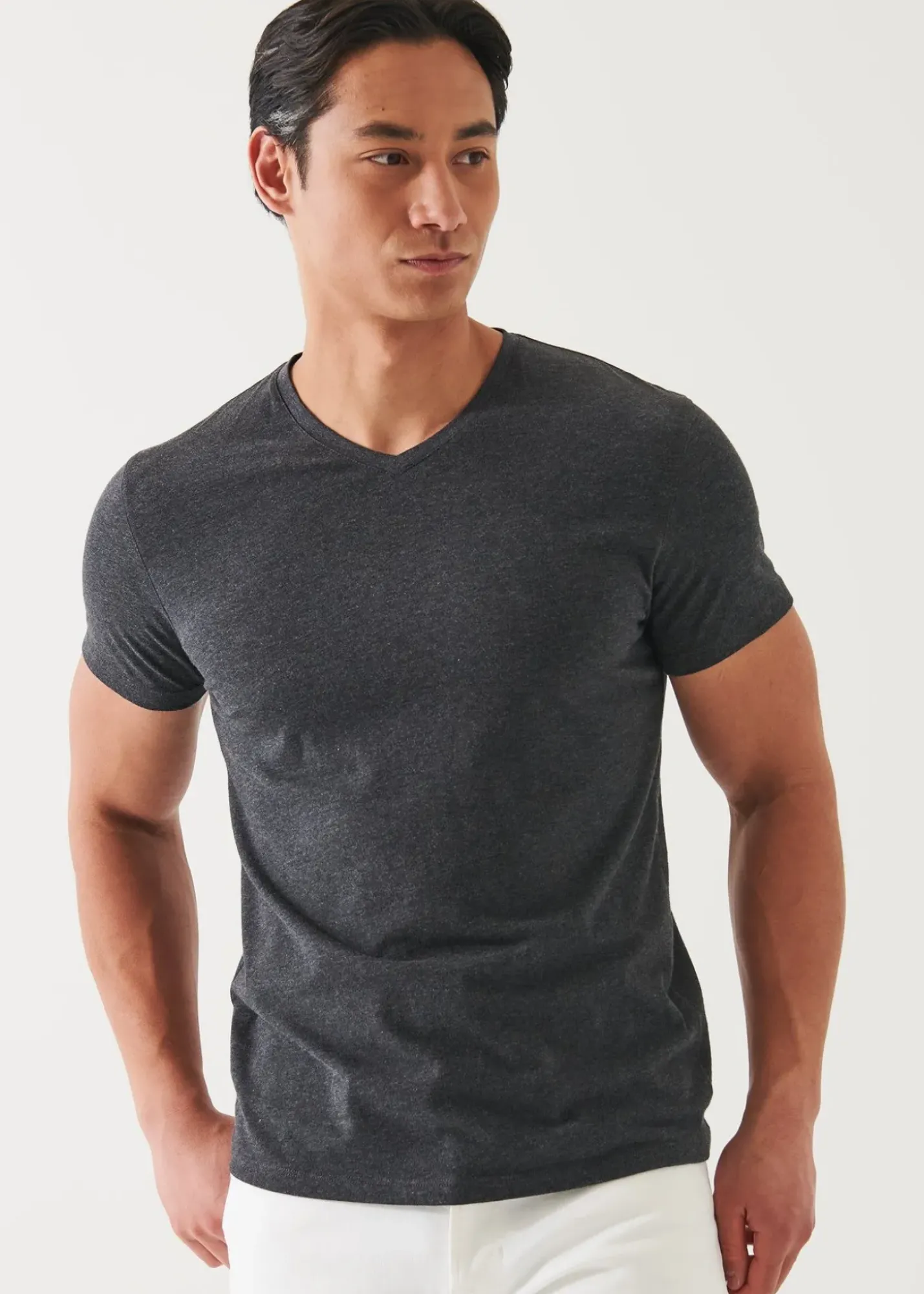 PATRICK ASSARAF Pima Cotton Stretch V-Neck T-Shirt|Men T-Shirts