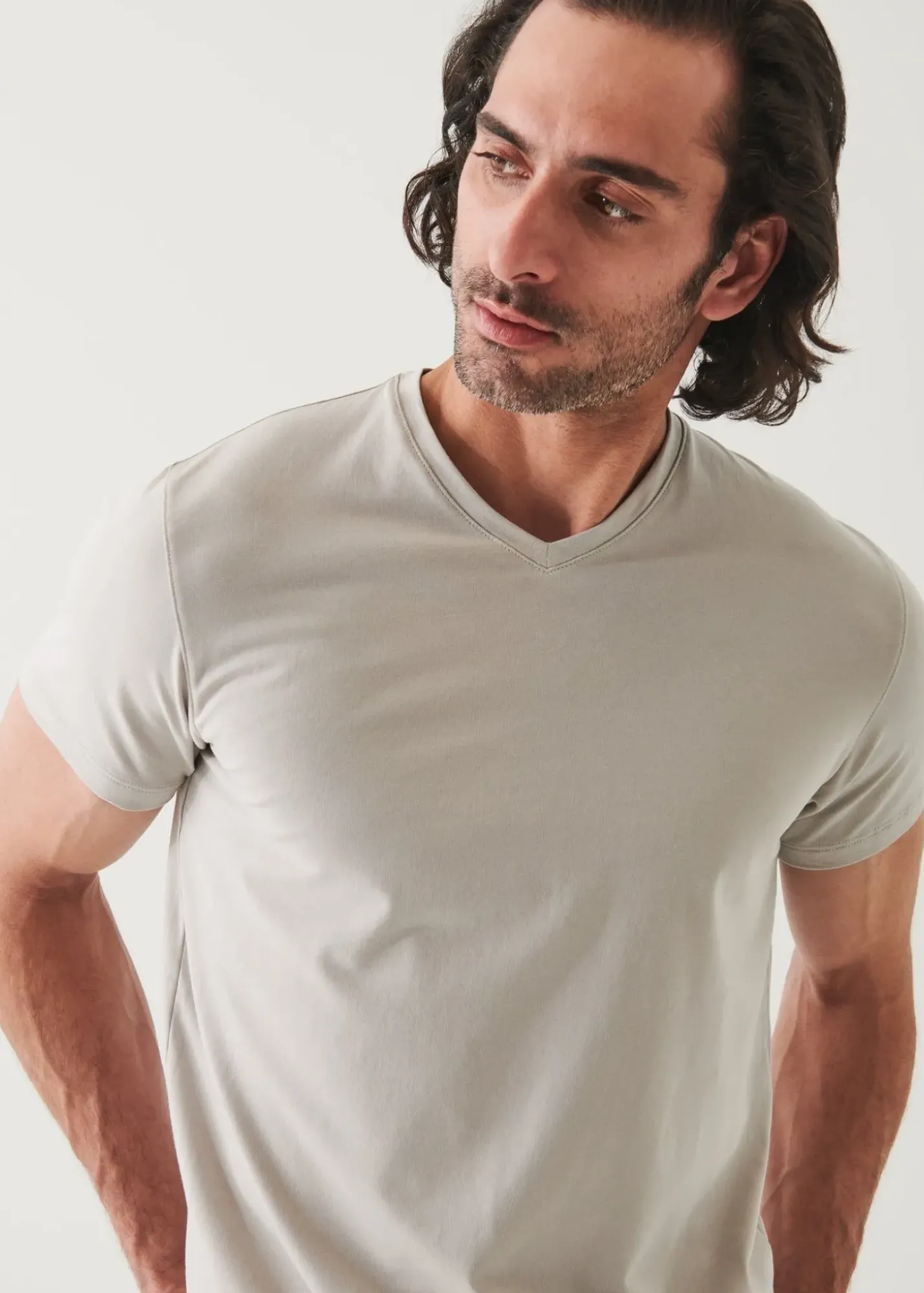 PATRICK ASSARAF Pima Cotton Stretch V-Neck T-Shirt|Men T-Shirts