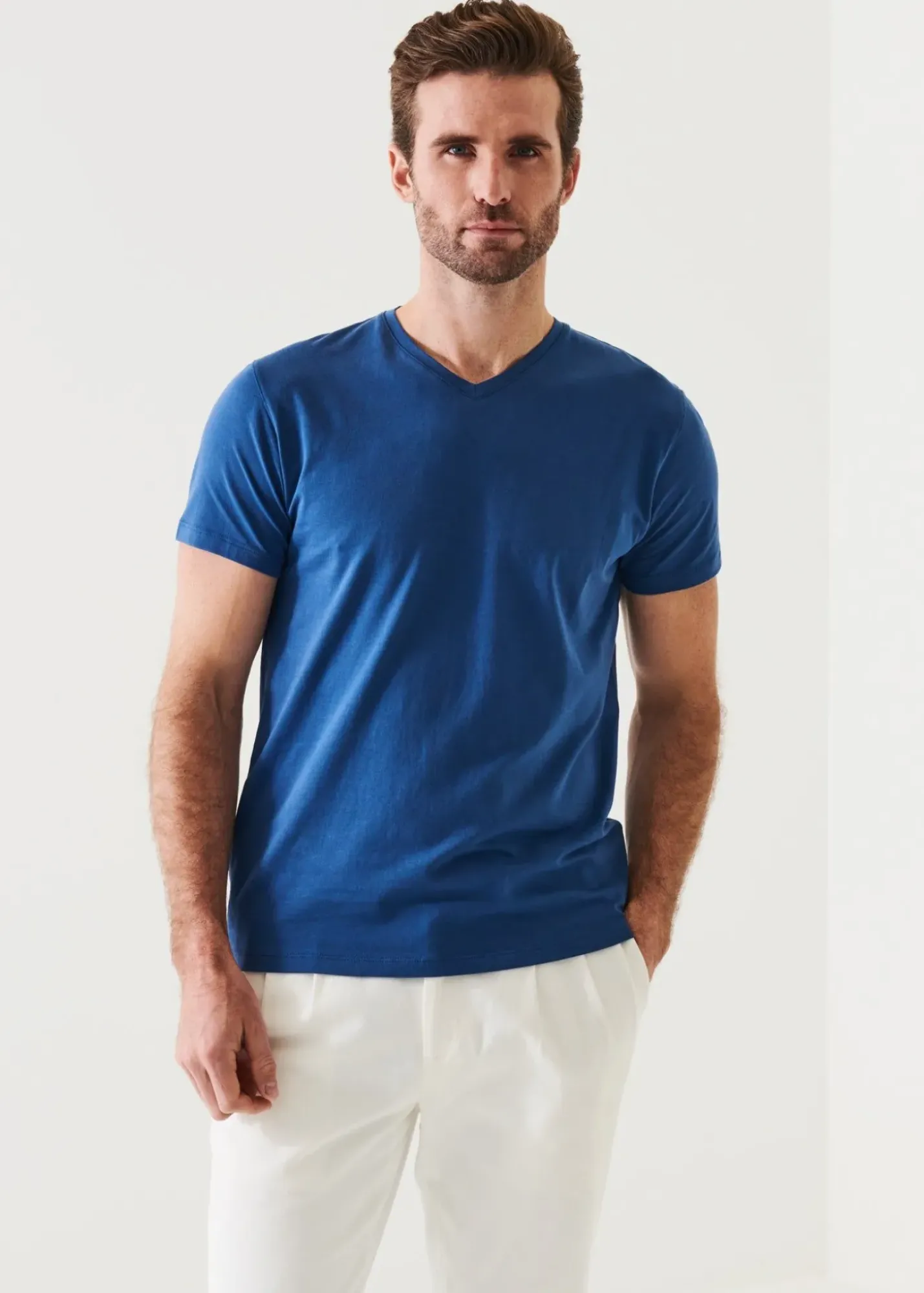 PATRICK ASSARAF Pima Cotton Stretch V-Neck T-Shirt|Men T-Shirts