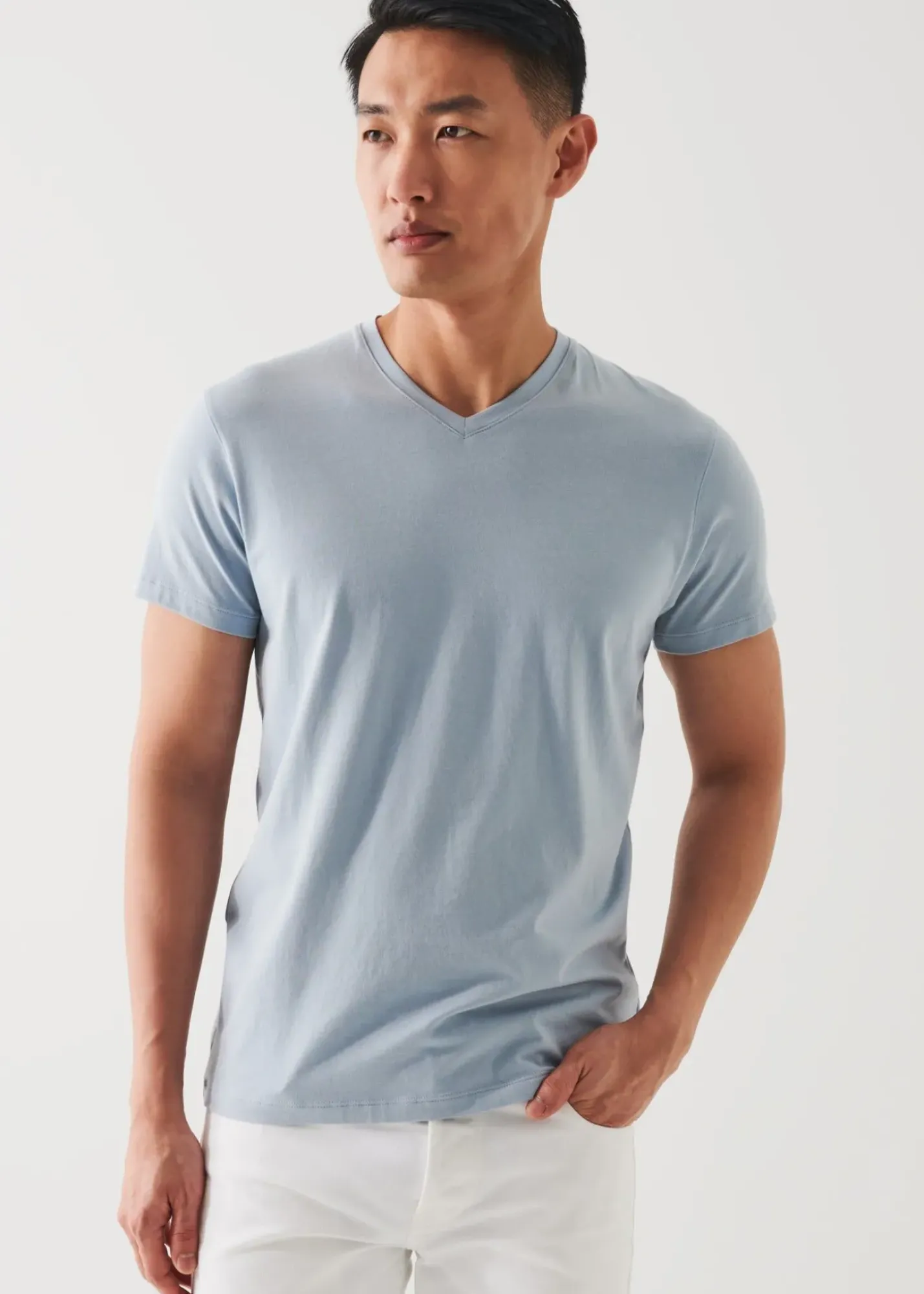 PATRICK ASSARAF Pima Cotton Stretch V-Neck T-Shirt|Men T-Shirts