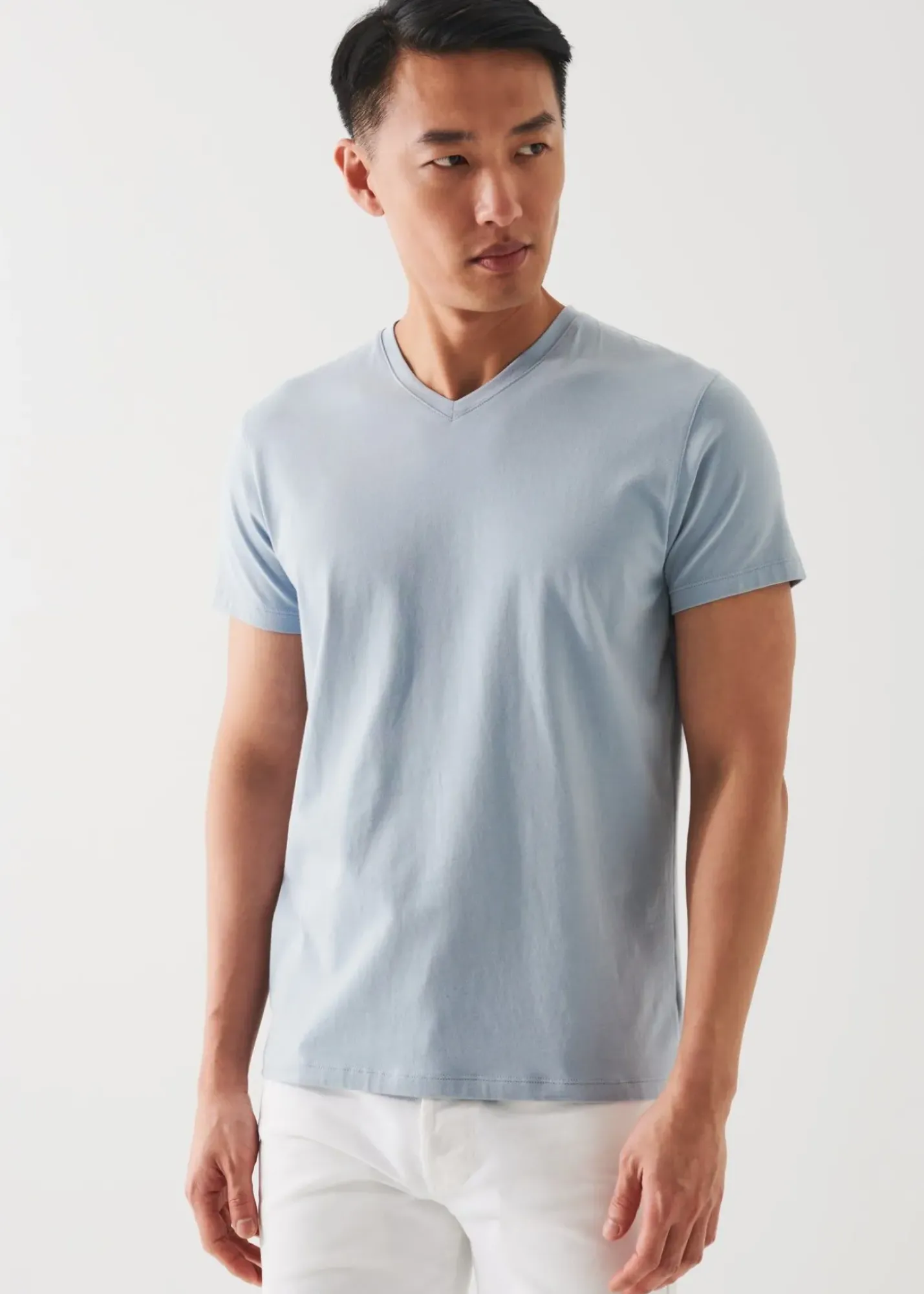 PATRICK ASSARAF Pima Cotton Stretch V-Neck T-Shirt|Men T-Shirts