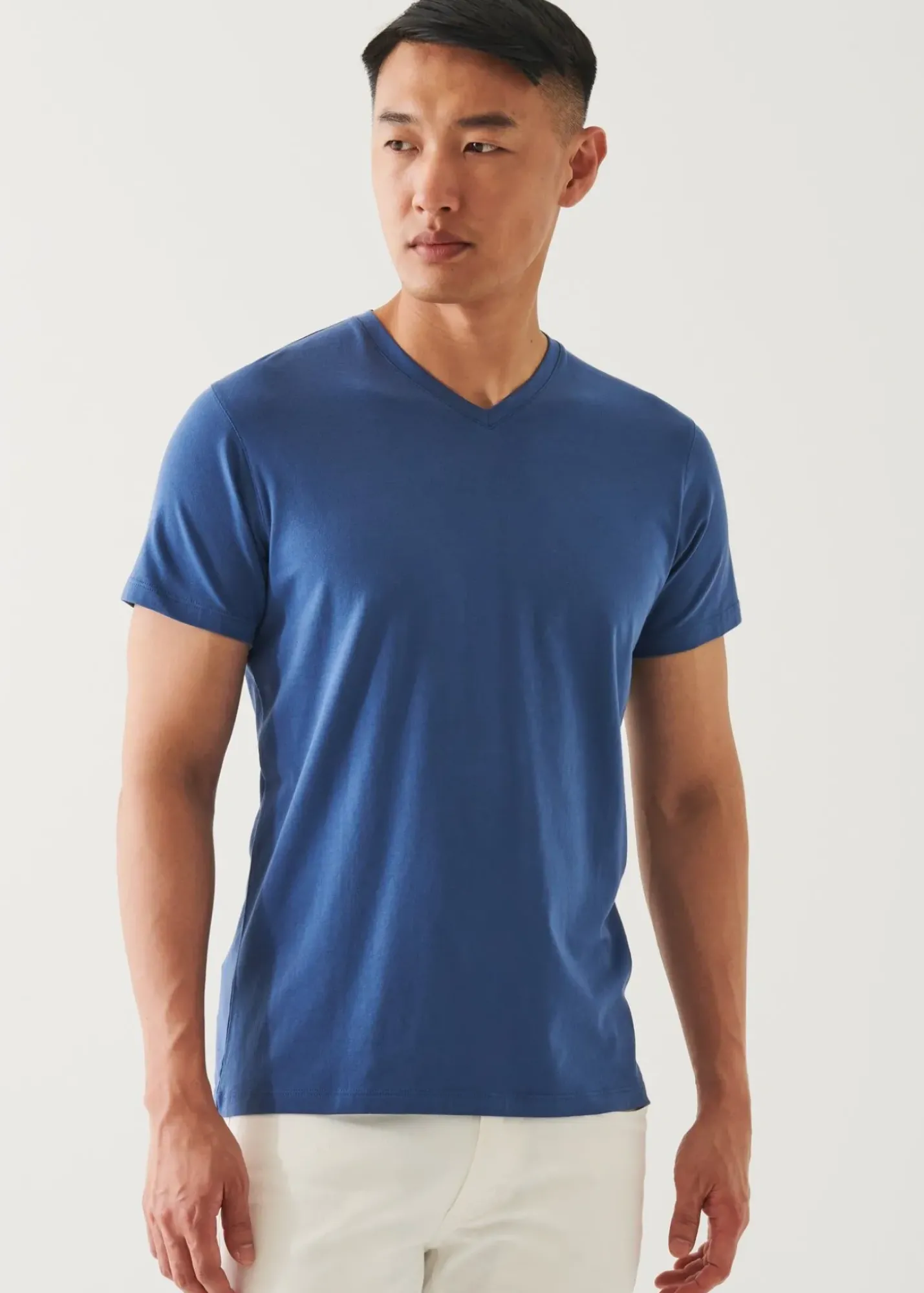 PATRICK ASSARAF Pima Cotton Stretch V-Neck T-Shirt|Men T-Shirts